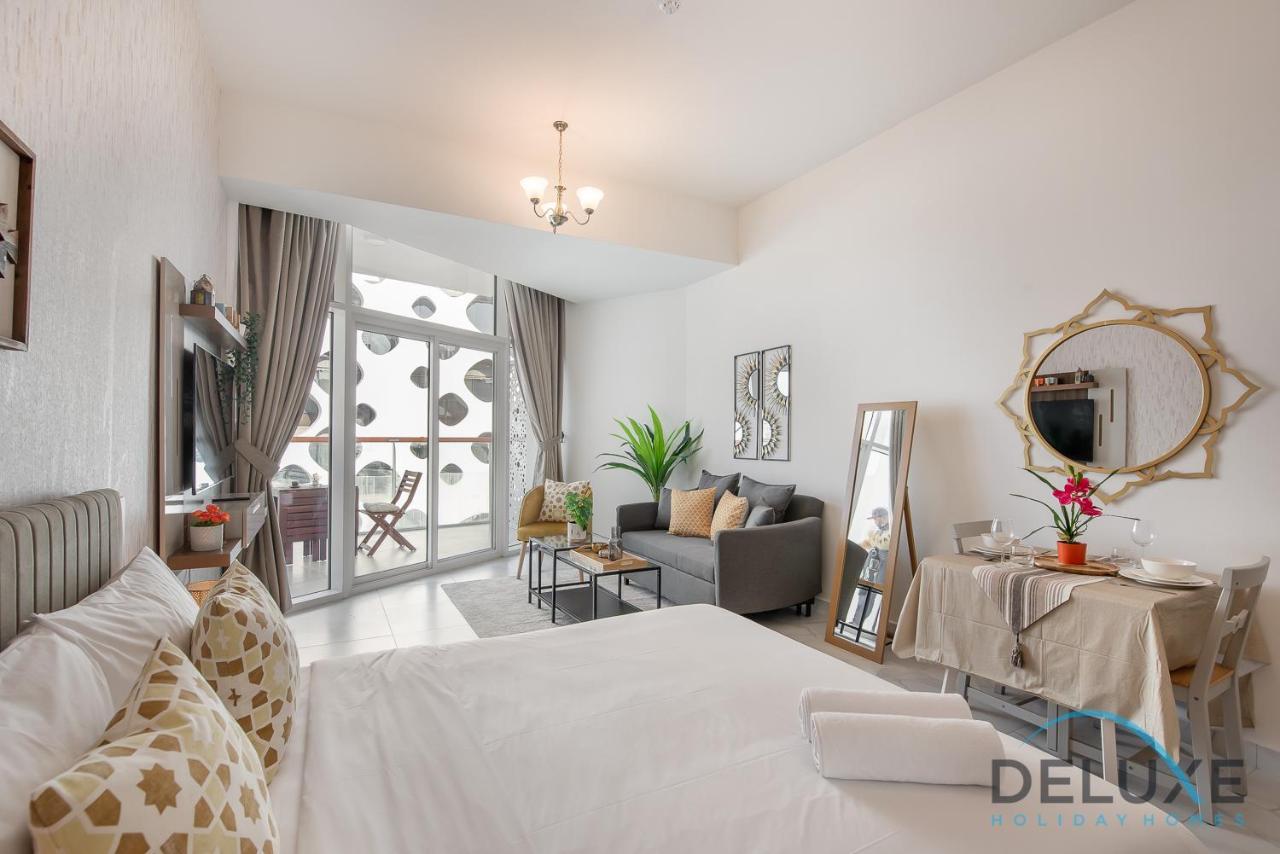 Intimate Studio At Millennium Binghatti Residence Business Bay By Deluxe Holiday Homes Dubai Ngoại thất bức ảnh