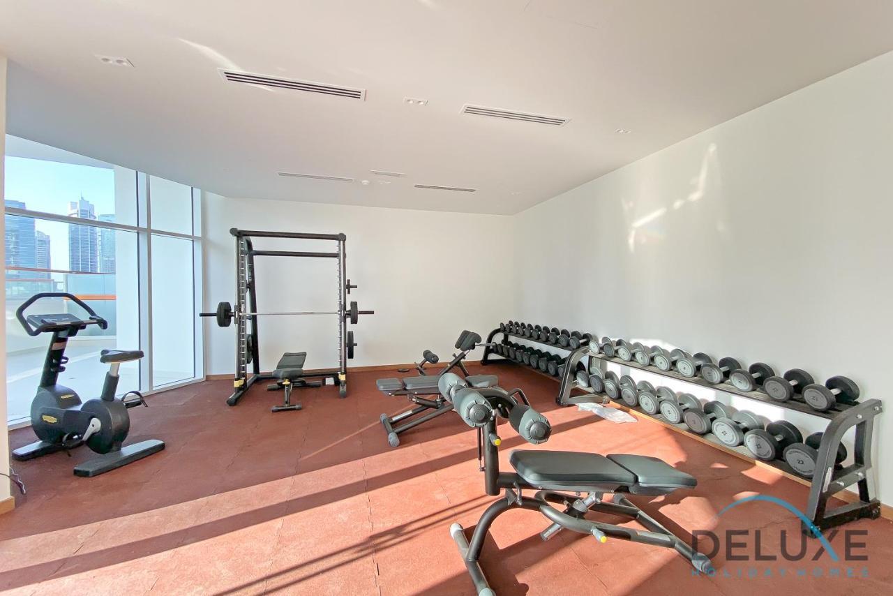 Intimate Studio At Millennium Binghatti Residence Business Bay By Deluxe Holiday Homes Dubai Ngoại thất bức ảnh